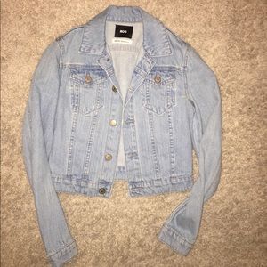 Light wash cropped denim jacket